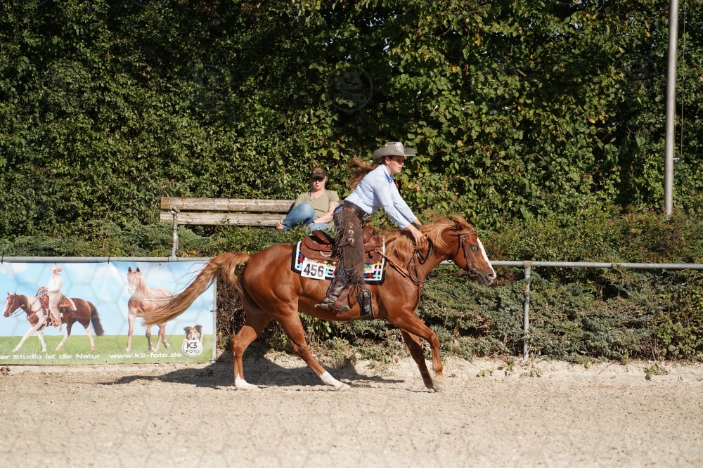 s_A_908315.JPG